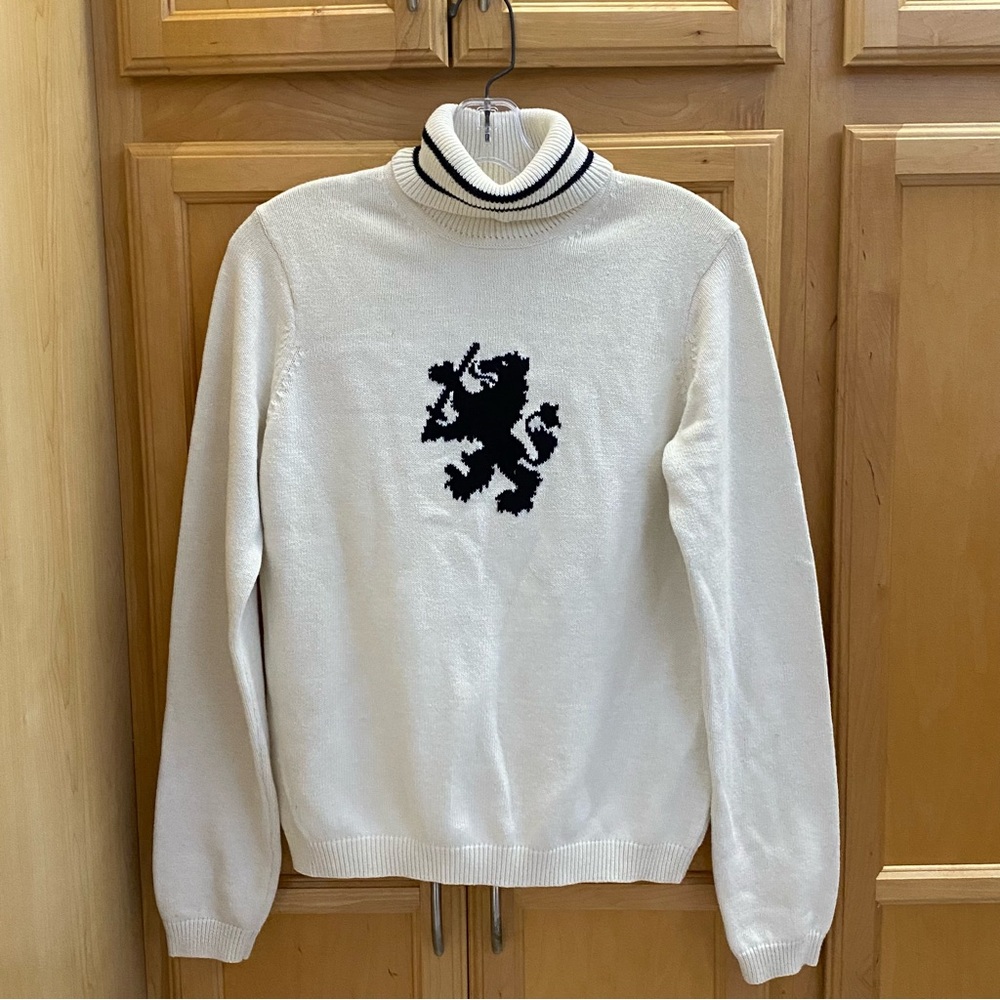 Tommy Hilfiger White Turtleneck Sweater with Black Lion Vintage